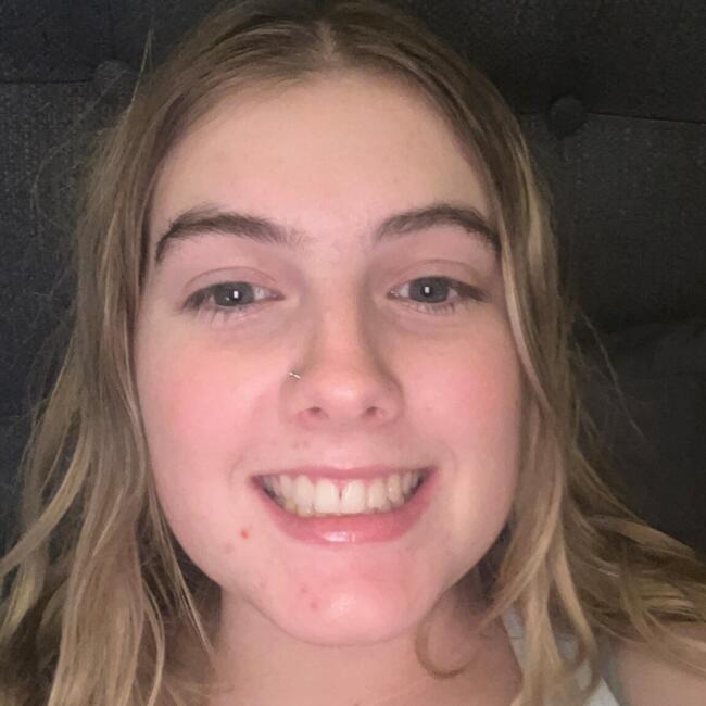 Babysitter in Adelaide: Maddison