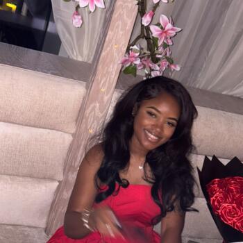 Babysitter The Bronx: Devyn