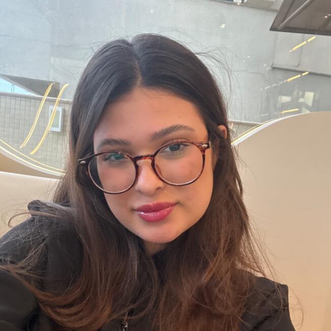 Babá em Itapema: Giovanna Rayna