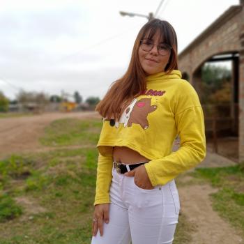Babysitter in Luzuriaga: Daiana