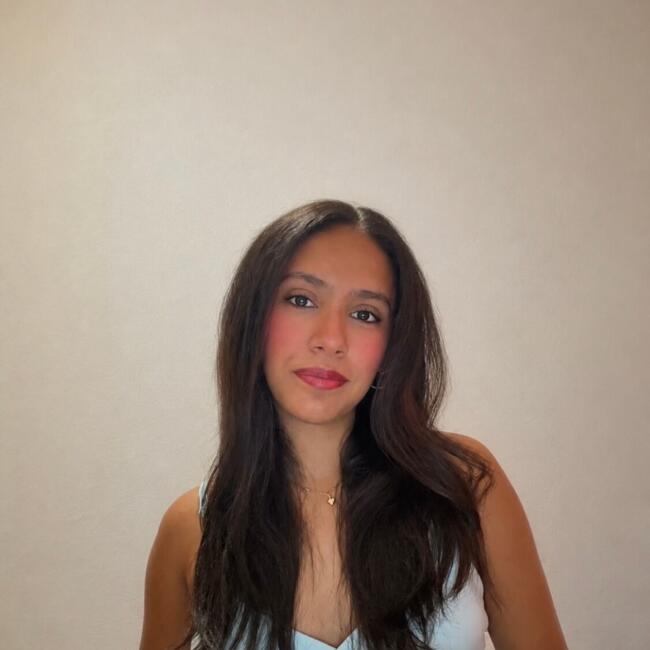 Babysitter in Madrid: Anelle Isabella