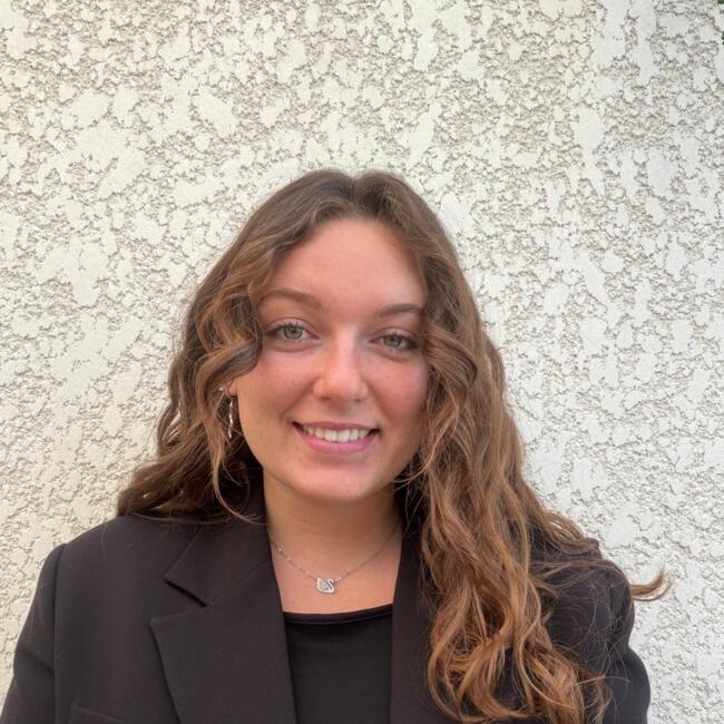 Babysitter in Jouarre: Prunelle