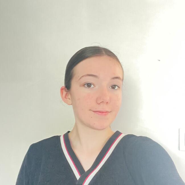 Babysitter in Peillac: Clémentine