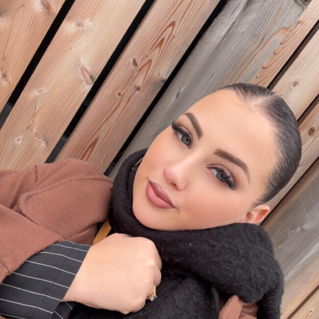 Babysitter in Oupeye: Rihana