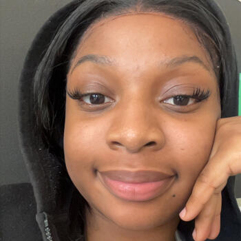 Babysitter in Longueuil: Manuella