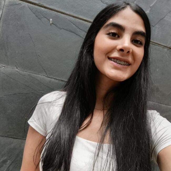 Babysitter in Frankfurt am Main: Manuela