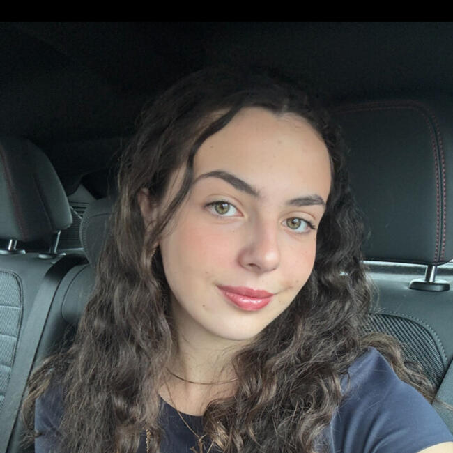 Babysitter in Curitiba: Vitória