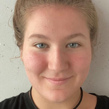 Babysitter in Adliswil: Finya