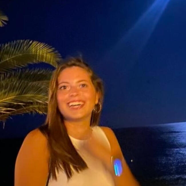 Babysitter in Oeiras: Beatriz