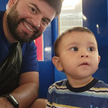 Babysitting job in Katy: babysitting job René