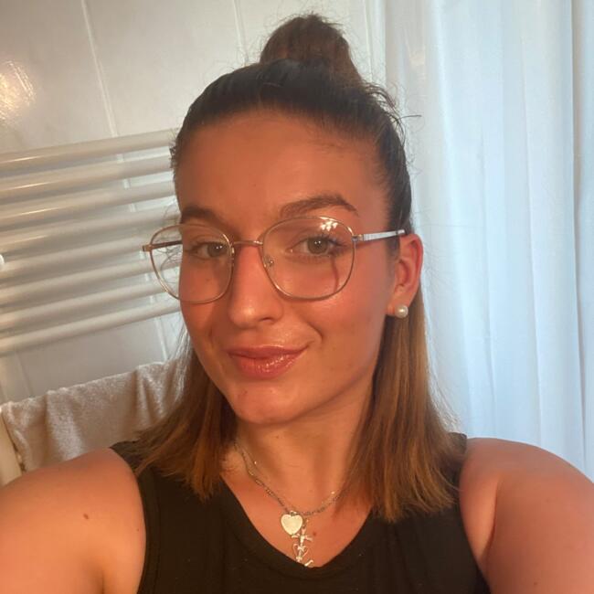 Babysitter in Boisset: Morgane