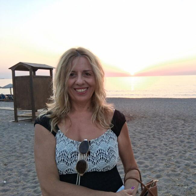 Babysitter in Athens: Βασιλική