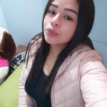 Babysitter Colombia: Sara