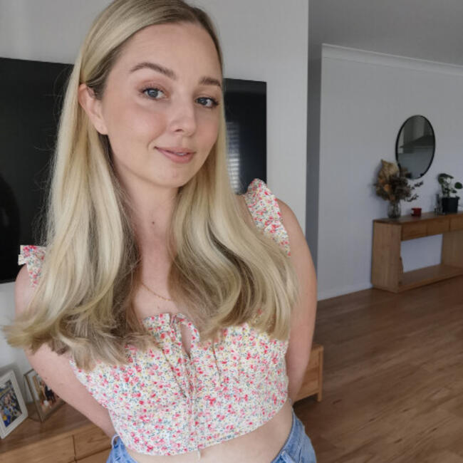 Babysitting job in Thrumster: Tara