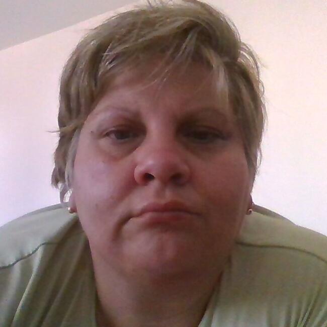 Babysitter in Craiova: Tania