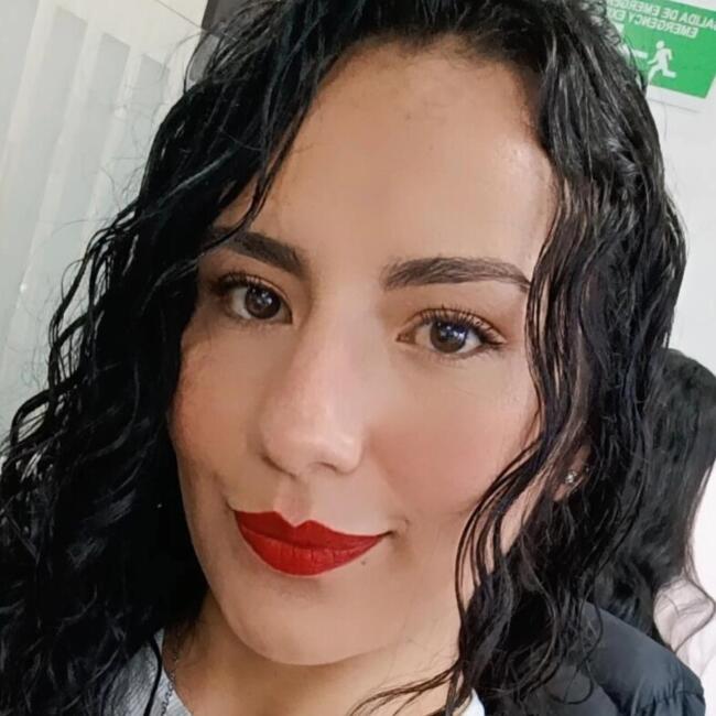 Babysitter in Valencia: LORENA
