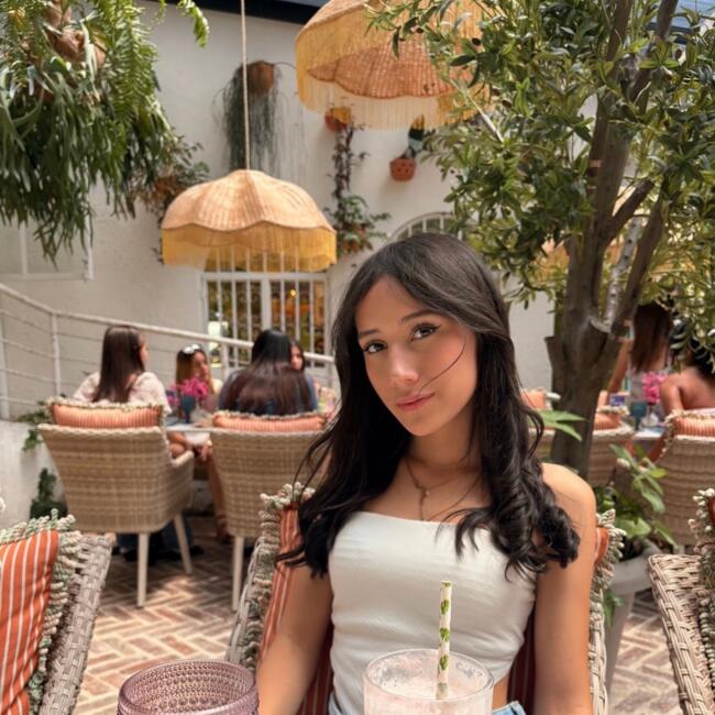 Babysitter in Desamparados (Provincia de San José): Abi Fallas