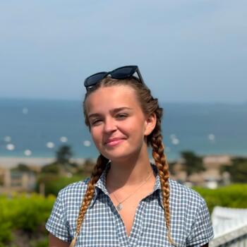 Babysitter Magny-le-Hongre: Romane