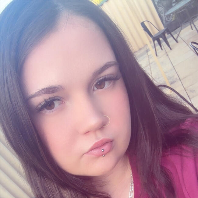 Babysitter in Rockingham: Sienna