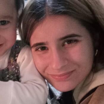 Babysitter in Vila Nova de Famalicão: Maria Rita