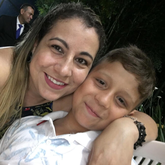 Babysitter in Bragança Paulista: Cíntia