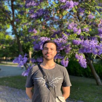 Babysitter in Luxembourg: Antonio Nurse