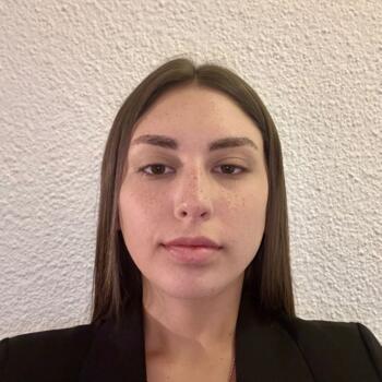 Babysitter in Montevideo: Petra