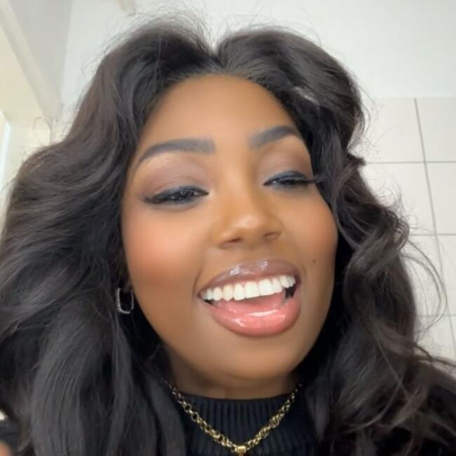 Babysitter in Hoogvliet: Marleen-Irene