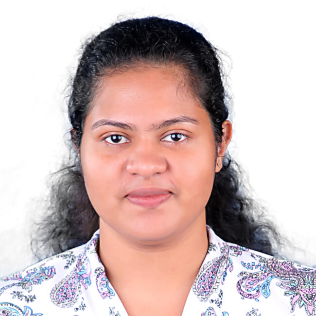 Babysitter in Auckland: Gayathri