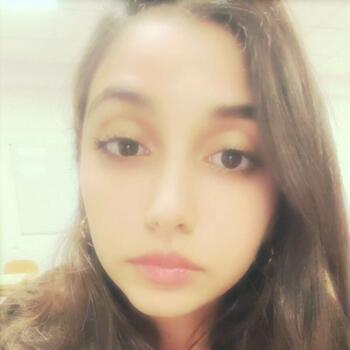 Babysitter in Casablanca: Rania