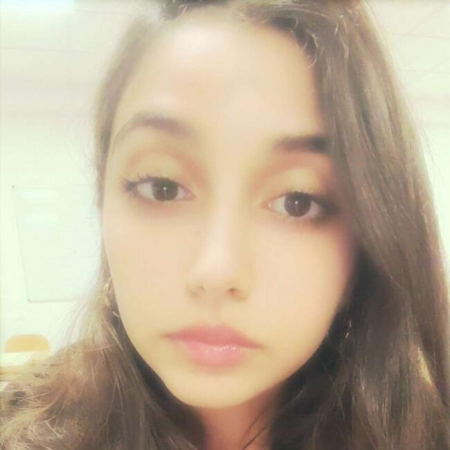 Babysitter in Casablanca: Rania