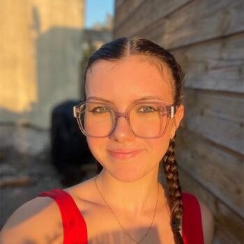 Babysitter in Angoulême: Amy-Linn