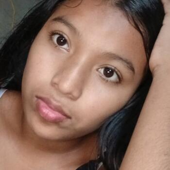 Babysitter in Pacora: Milagro