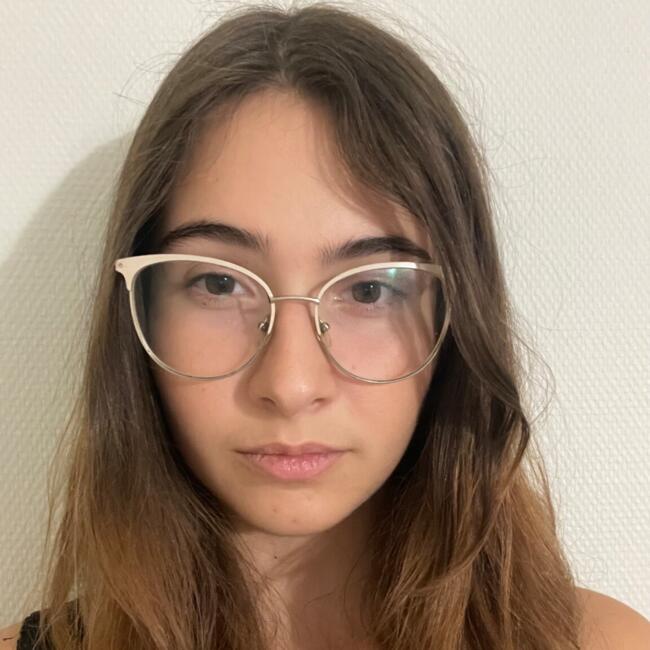 Babysitter in Conques-sur-Orbiel: Lola