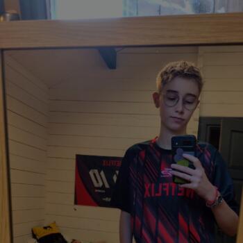 Babysitter in Saint-Dizier: Maely