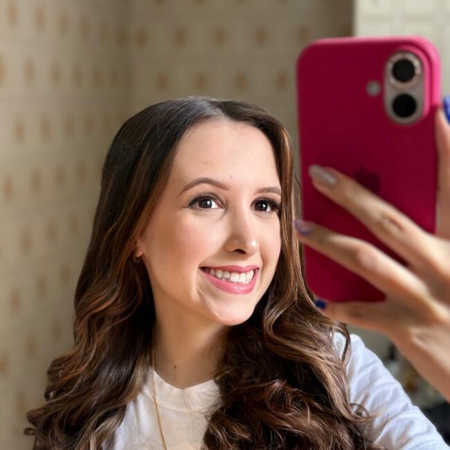 Babá em Cascavel: Isabela