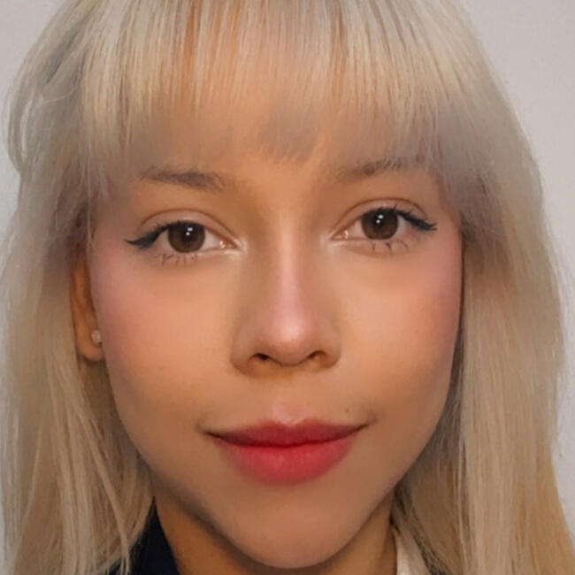 Babysitter in Marbella: Nichol stephani