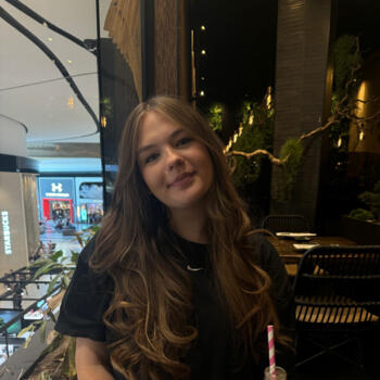 Babysitter in The Hague: Maja