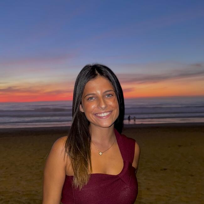 Babysitter in Sintra: Rita