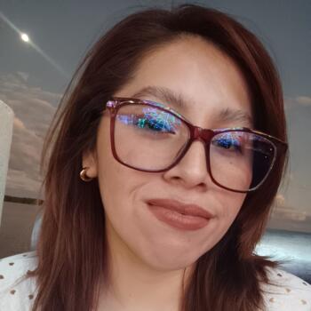 Babysitter Cancún: Isela