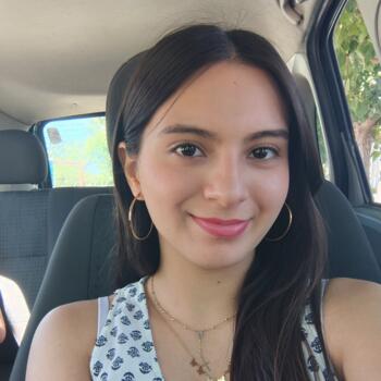 Babysitter in San Juan: Candela