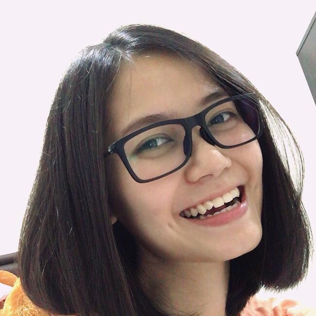 Babysitter in Surabaya: Amelia