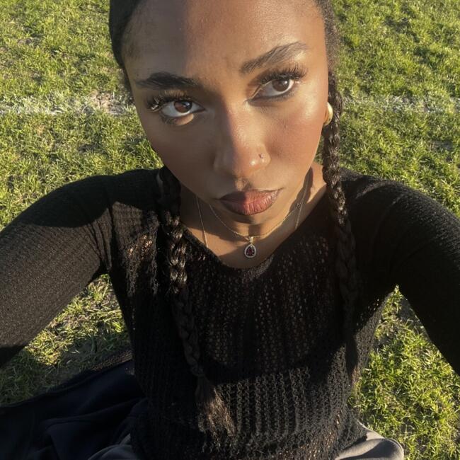 Babysitter in Paris: Jody