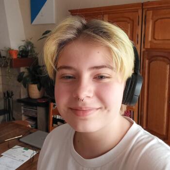 Babysitter in Eigenbrakel: Sasha