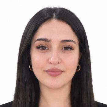 جليسة أطفال في رباط: Saida