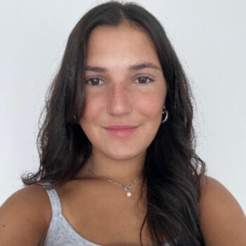 Baby-sitter in Lévis: Violette