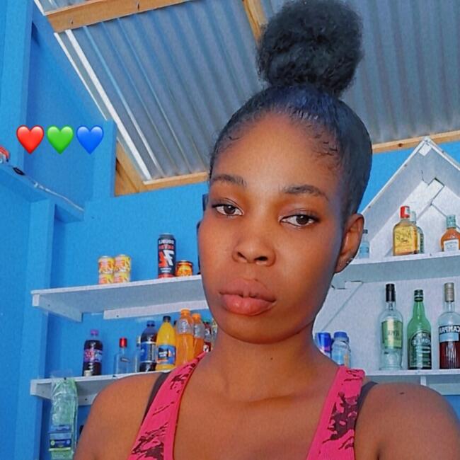 Babysitter in Hayes: Shanakay