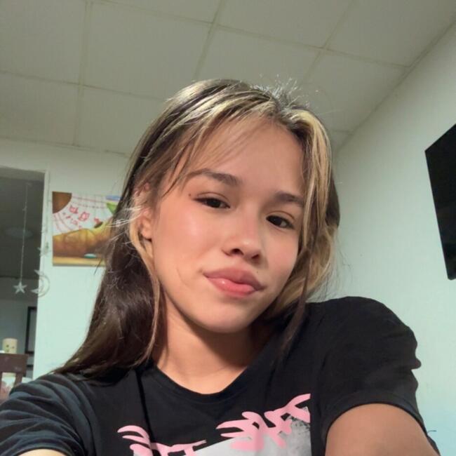 Babysitter in Panama City: Alanis