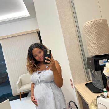 Emprego de babá em Bombinhas: emprego de babá Ana Raissa