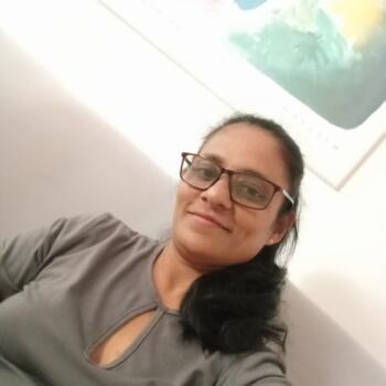 Babysitter Treviso: Thushari